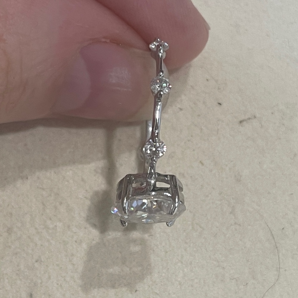 The Mila Ring - 2ct+ Oval Moissanite Ring - Picture 13 of 15